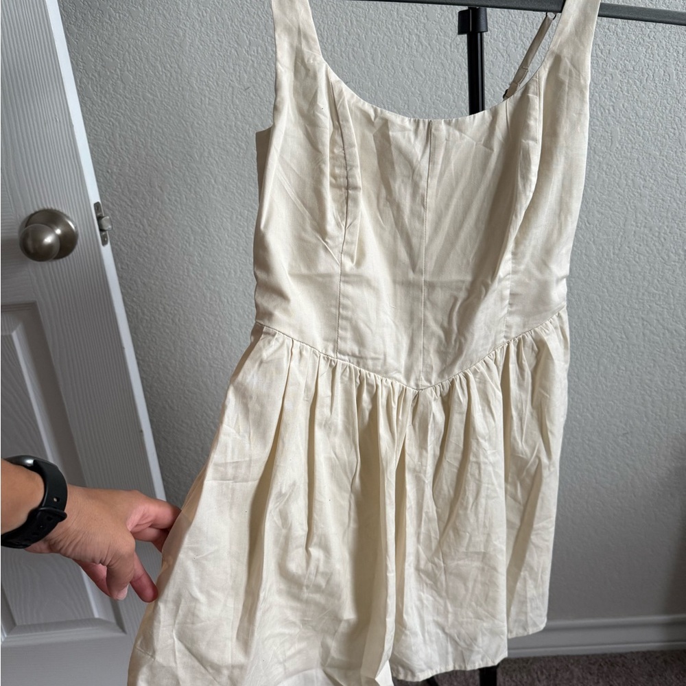Cream Sleeveless Romper Dress XS/ Petite